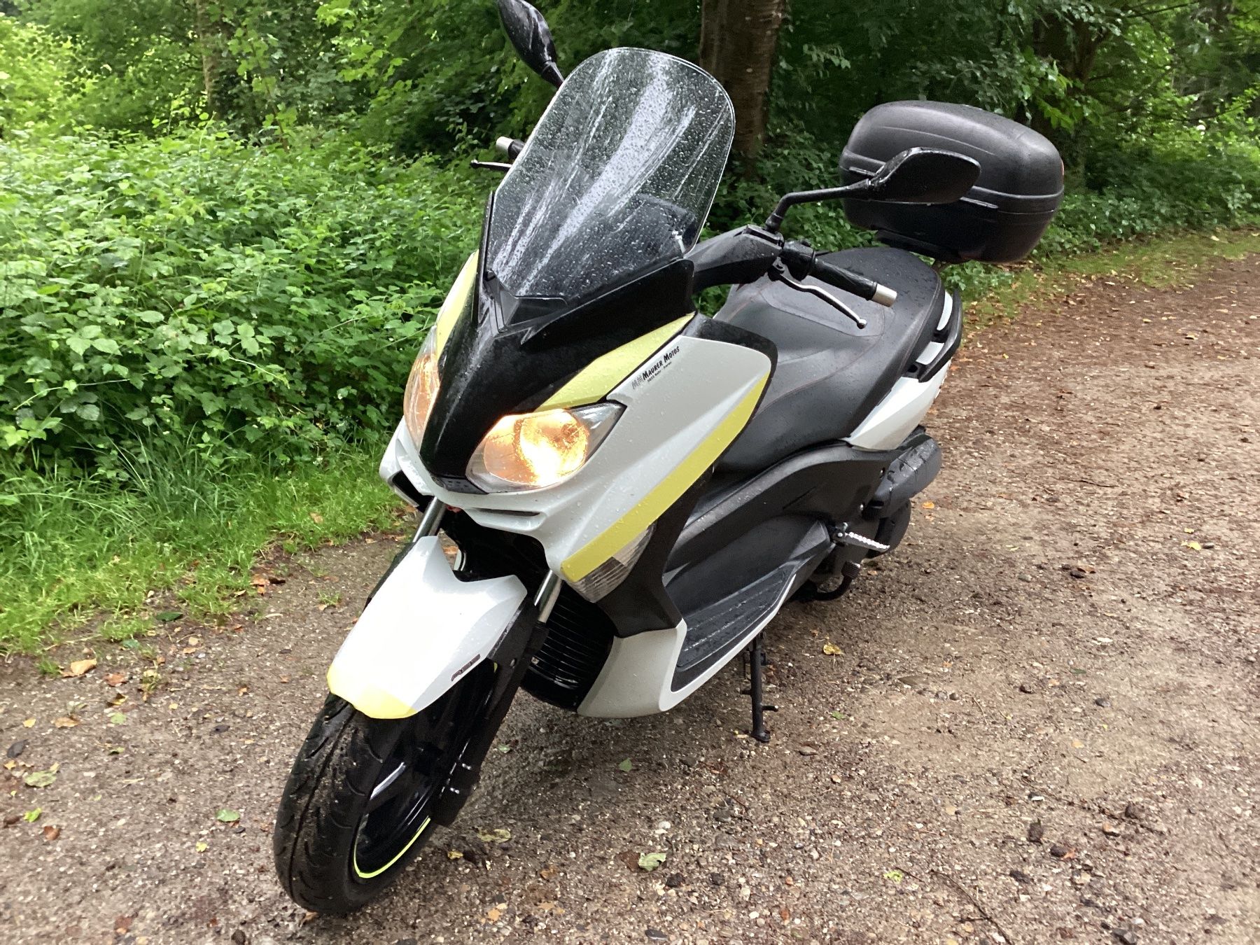 Yamaha Scooter: Yamaha X-Max 250 Roller Topcase  ABS – Difettoso da Wittenwil venduto da Erdnuss 1