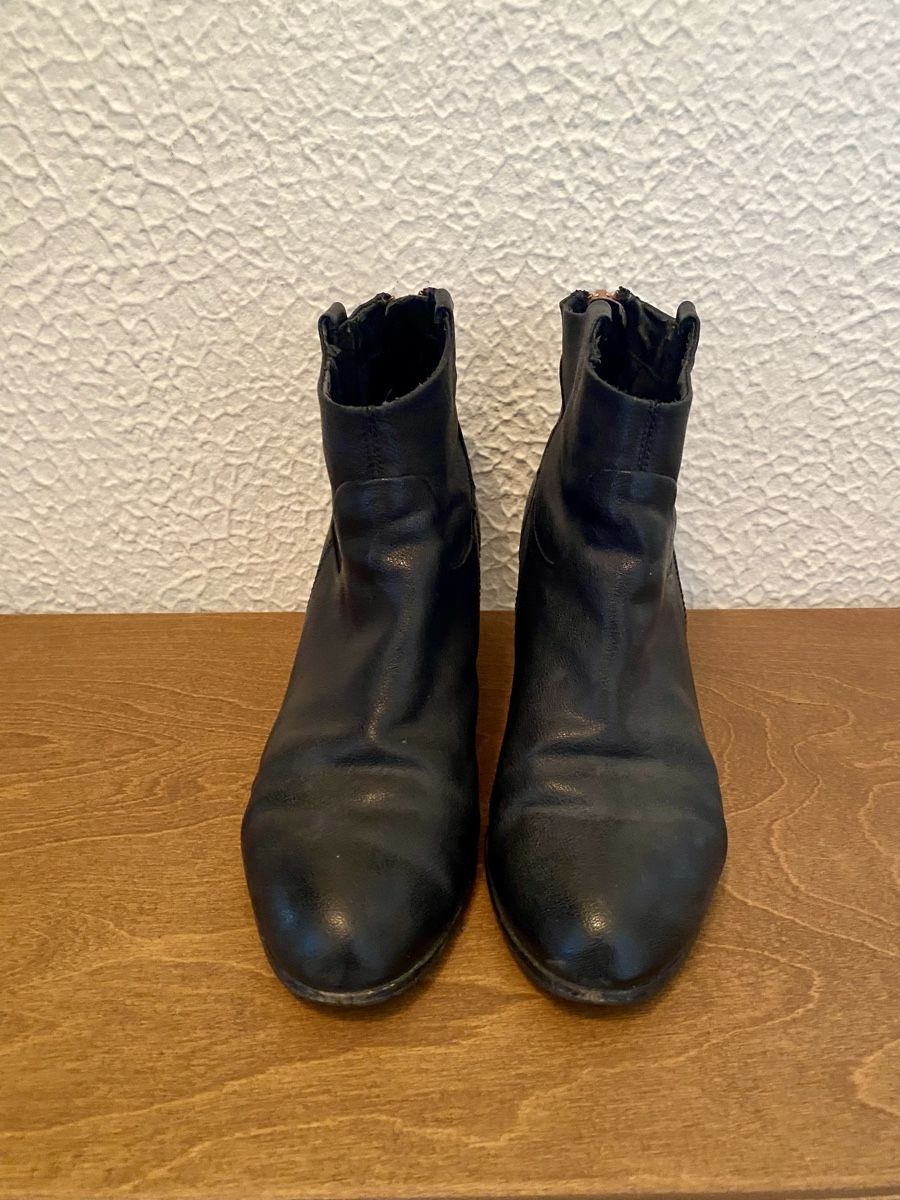 Damenschuhe: Stiefeletten Schwarz Gr. 39.5 – Gebraucht aus zuerich von luckydragonfly20 2