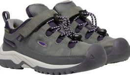 Neue Kinderschuhe von Keen, nicht getragen