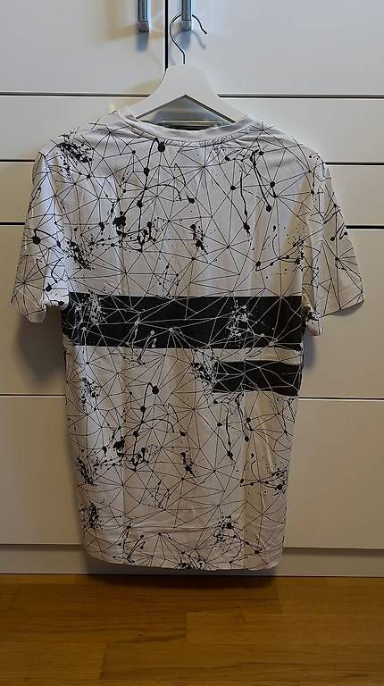 T-Shirts: Hugo Boss T-Shirt S – Gebraucht aus Romanshorn von cedoo8590 1