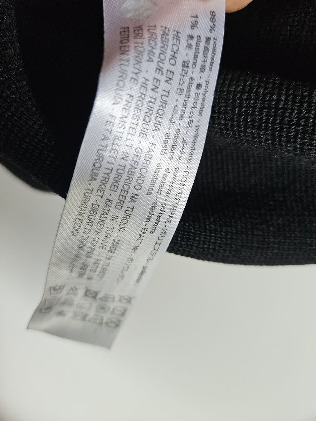 Bershka Vestiti: Etuikleid von Bershka, schwarz – Usato da Ebikon venduto da SecondChance_byM 3