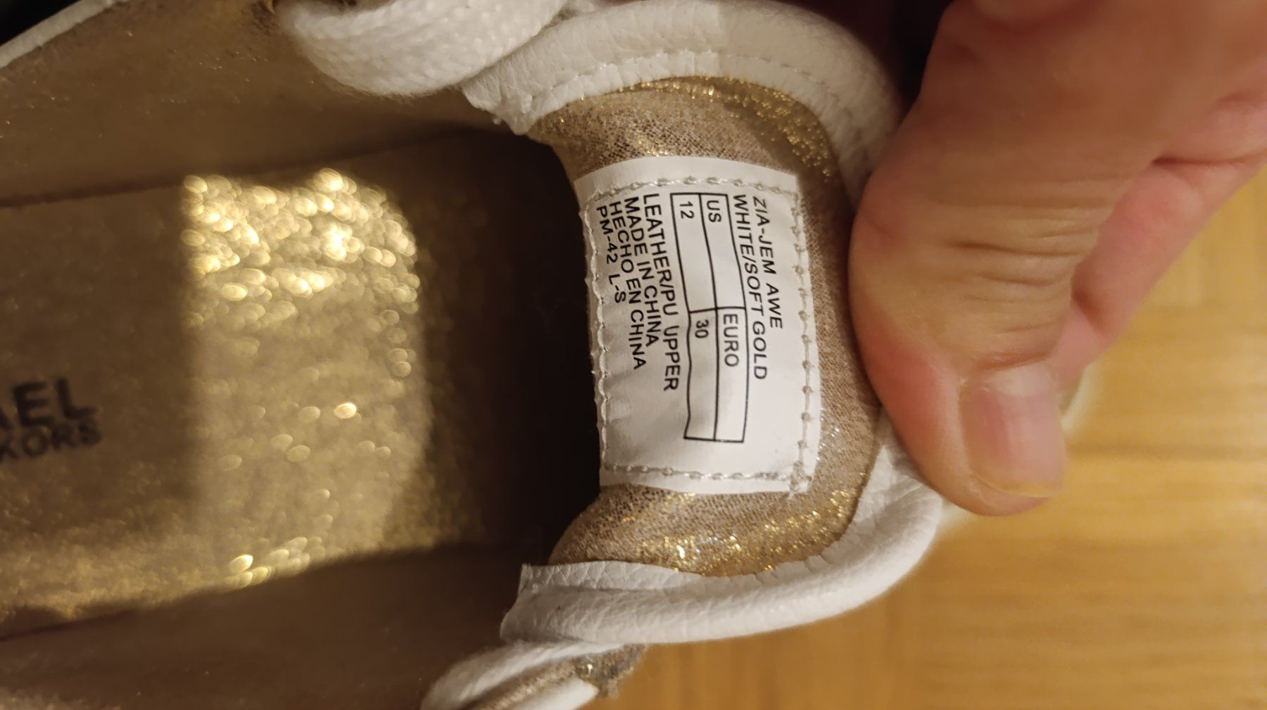 Michael Kors Scarpe per ragazze: Baskets Michael Kors, blanches et dorées, taille 30 – Usato da Genève venduto da EcrinVintage 5