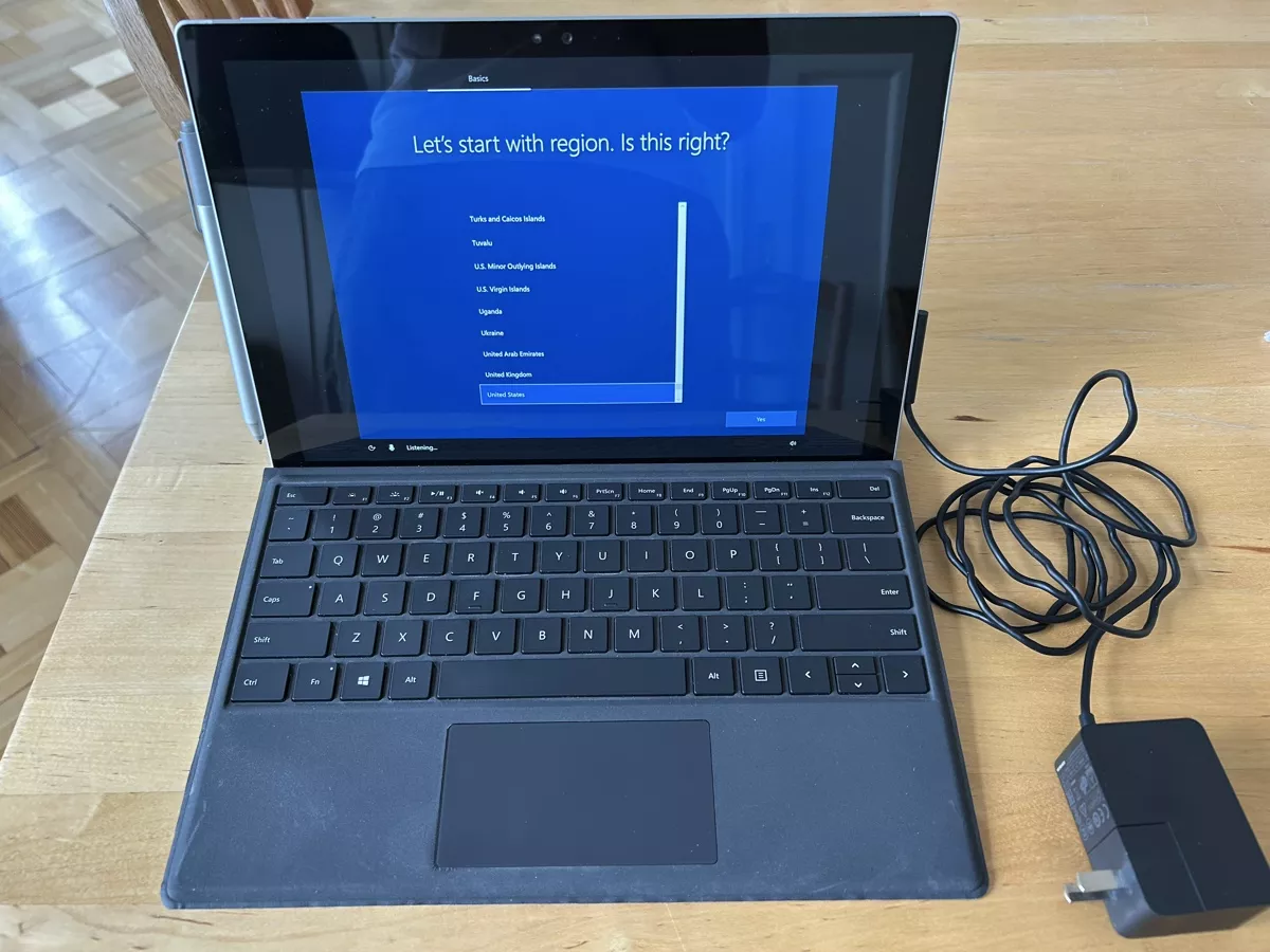 Microsoft Notebook: Microsoft Surface Pro 4 with Keyboard – Usato da Zürich venduto da Sophie0569 7