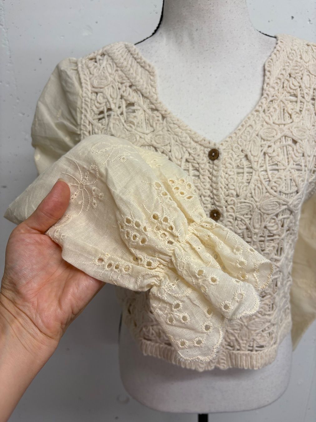 Blusen: Amy & Roma Boho Bluse Häkeloptik ecru Gr. S – Neu (gemäss Beschreibung) aus Regensdorf von secondchancefashion 1