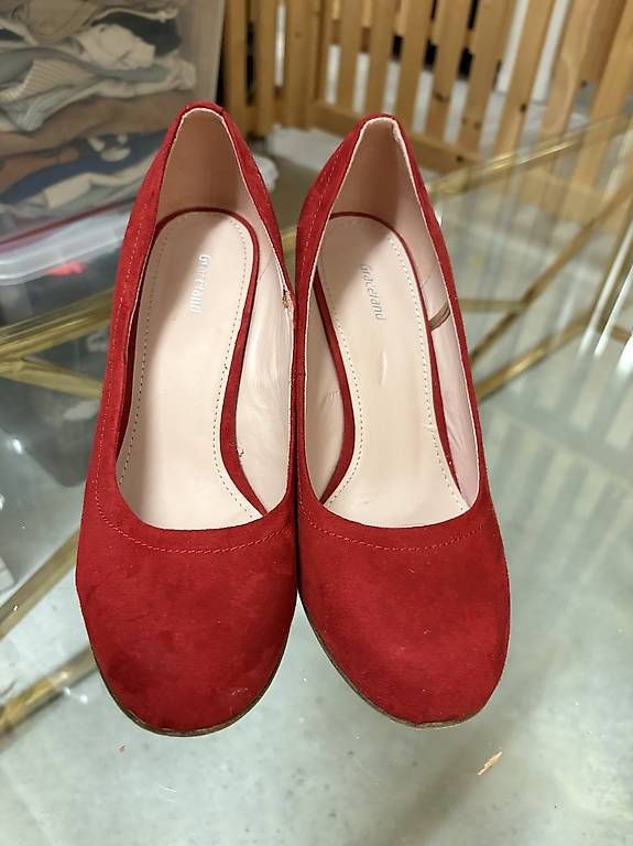 Damenschuhe: Damenschuhe Keilabsatz rot Gr 40 NEU – Gebraucht aus Dübendorf von karim1409 1