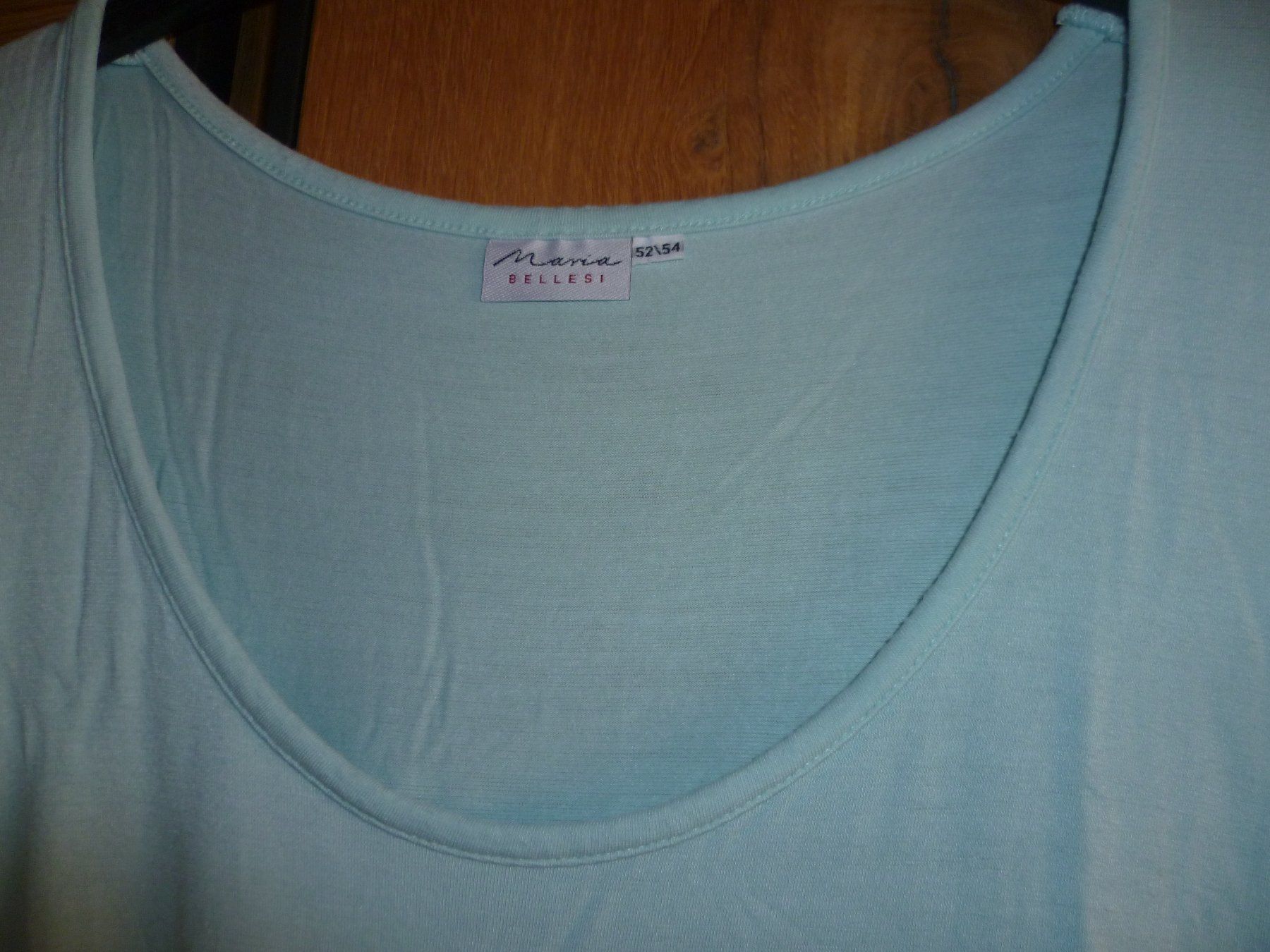 Top: Top – Usato da Bargen BE venduto da angel611 1