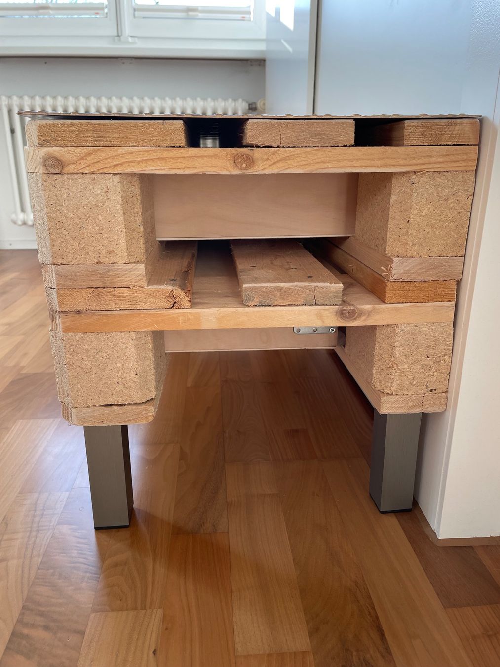 Pallets: TV Möbel / Sideboard aus Palette – Nuovo (secondo la descrizione) da Dübendorf venduto da Airplane 7