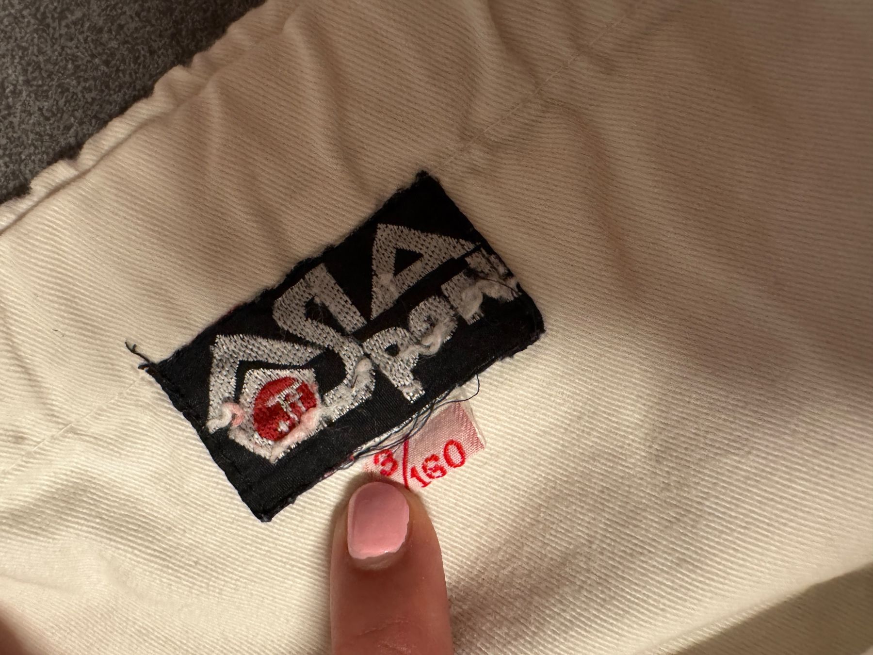 Lotti di vestiti: Karatekleidung, Gr. 160 – Usato da Illnau venduto da ani_5ykv 2