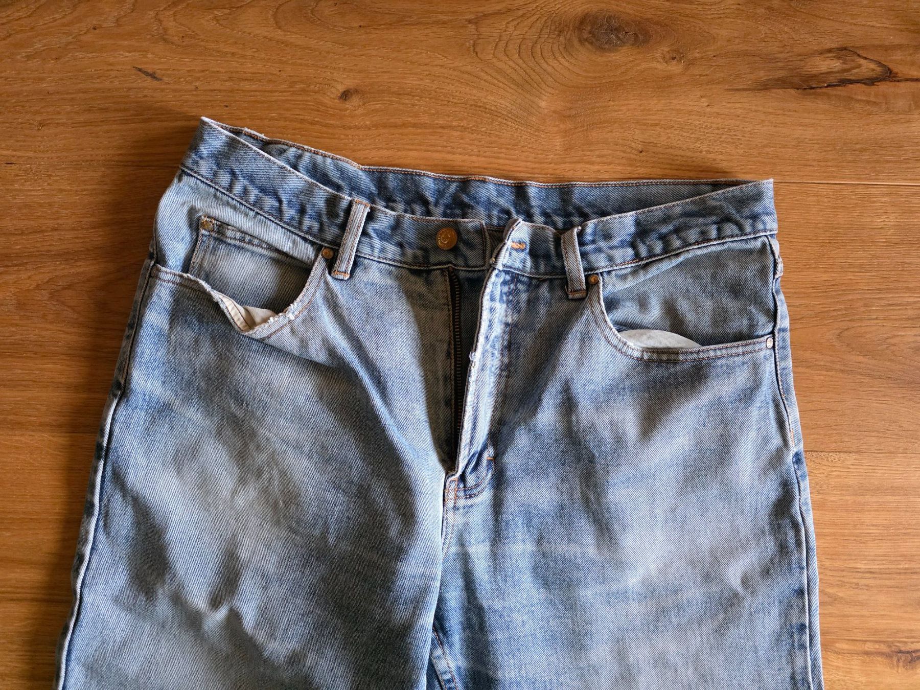 Jeans: Herren Jeans Teddy's Grösse 46 – Usato da Walterswil BE venduto da Lonitti 1