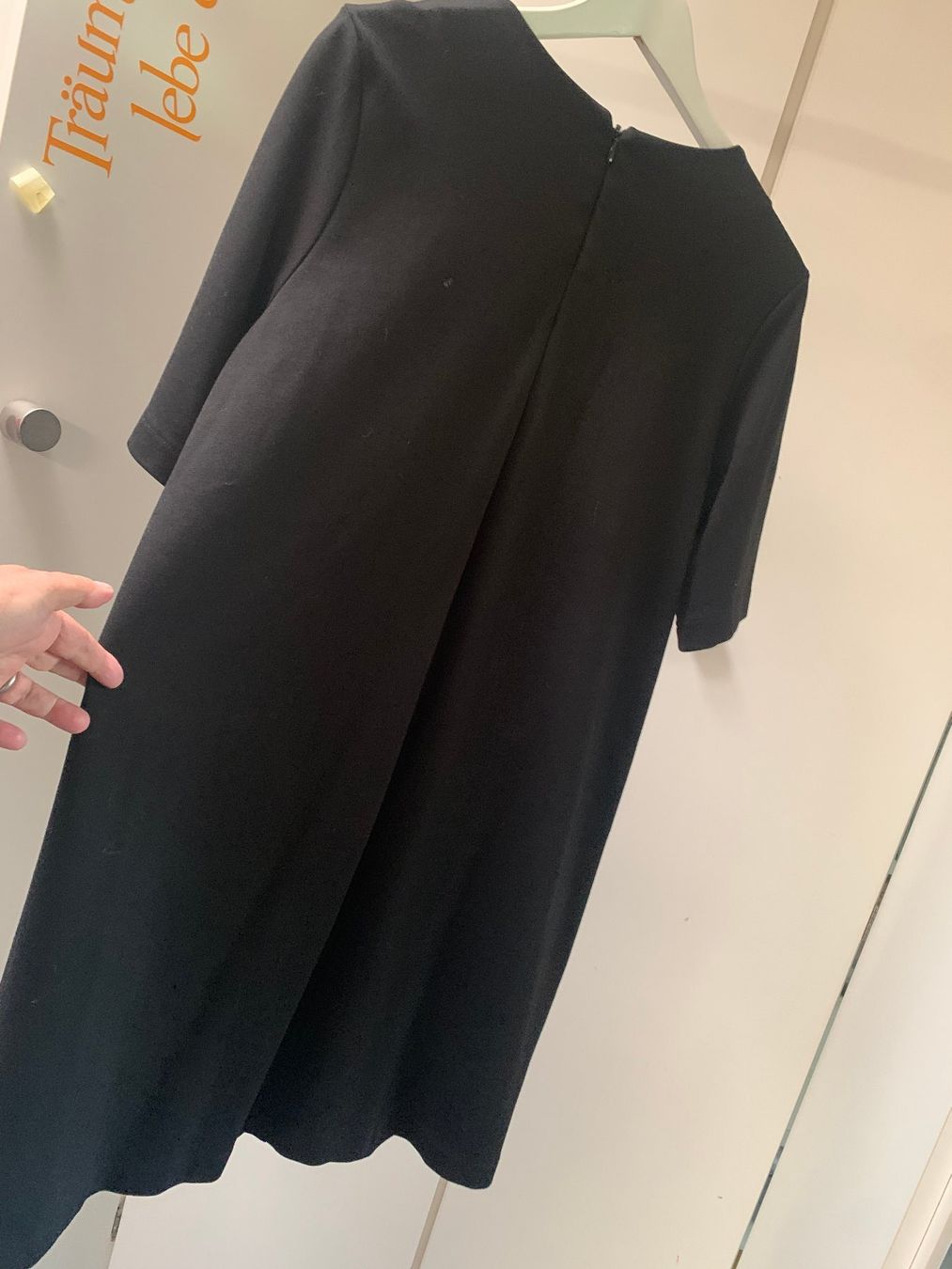 H&M Kleider: Kleid kurzarm schwarz, Basic H+M, L/XL – Gebraucht aus St. Gallen von Miousch 3