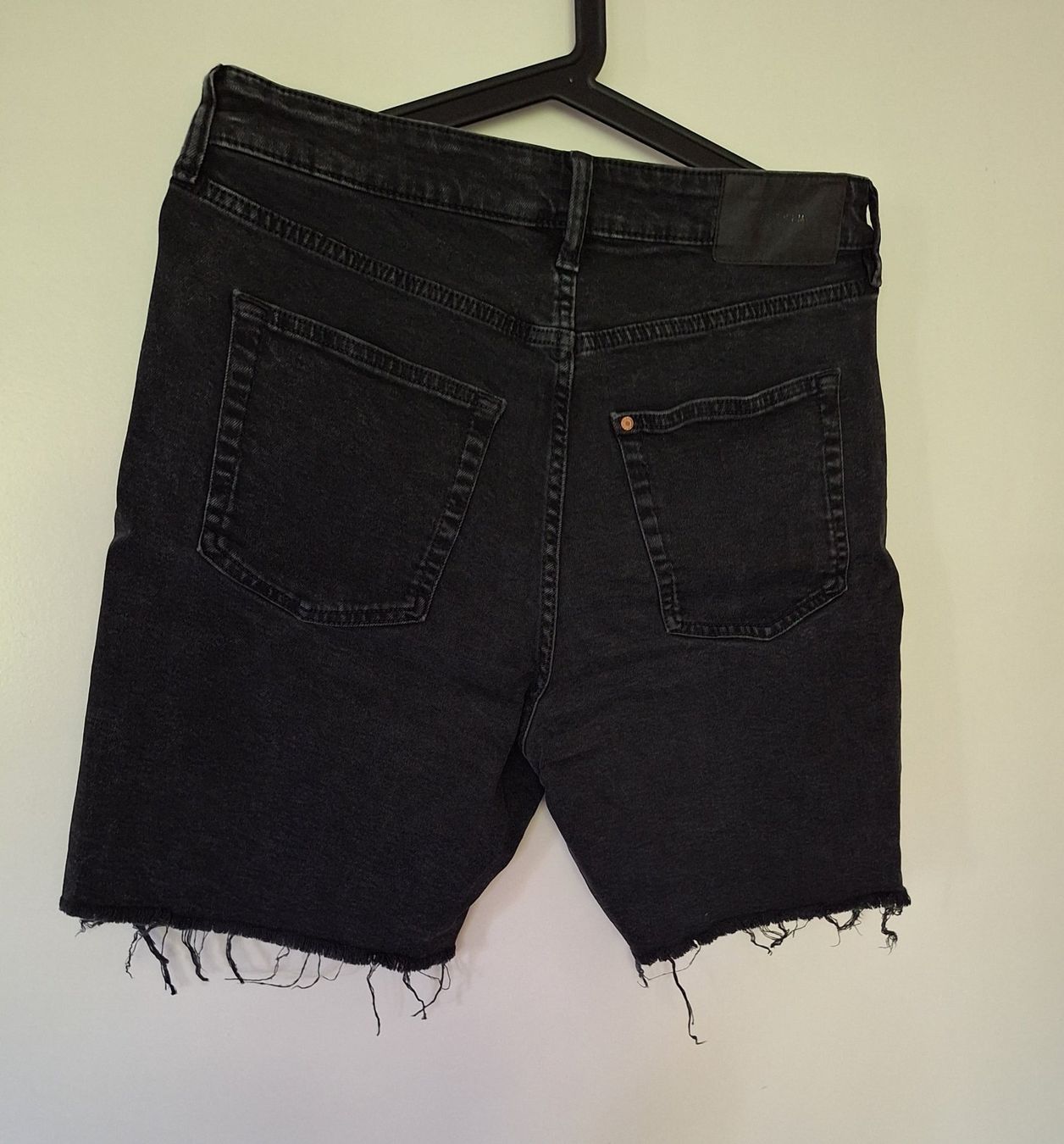 Jeans: Schwarze Jeans Shorts, Grösse 42 – Usato da Münchenstein venduto da soistes 1