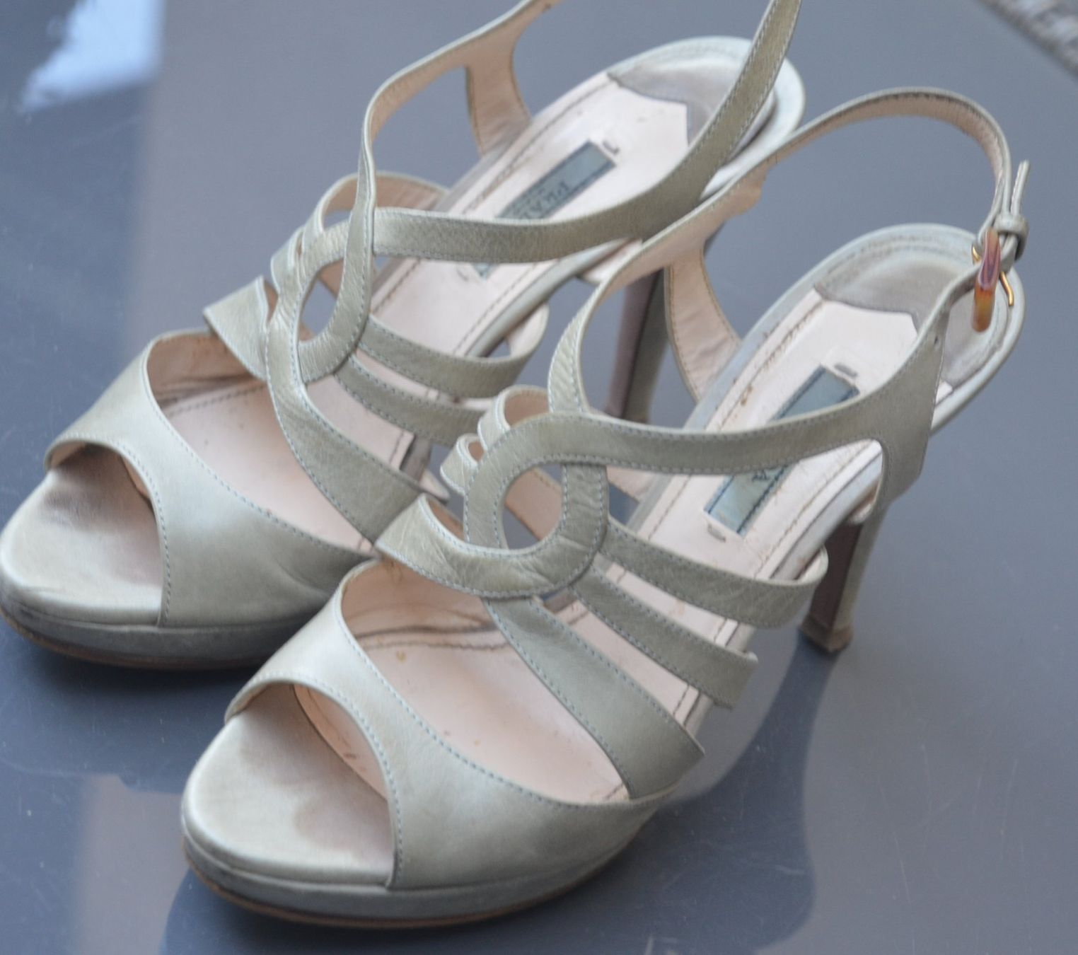 Prada Scarpe da donna: Prada Sandalen / sandales .38 – Usato da Collonges venduto da Allegree 2