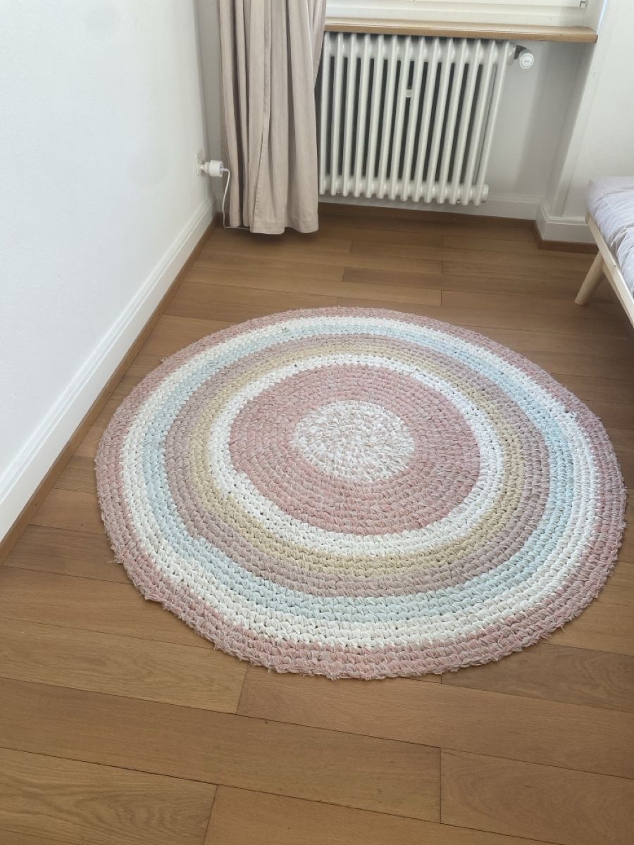 Tappeti: Teppich 1m40 – Usato da Basel venduto da yul81
