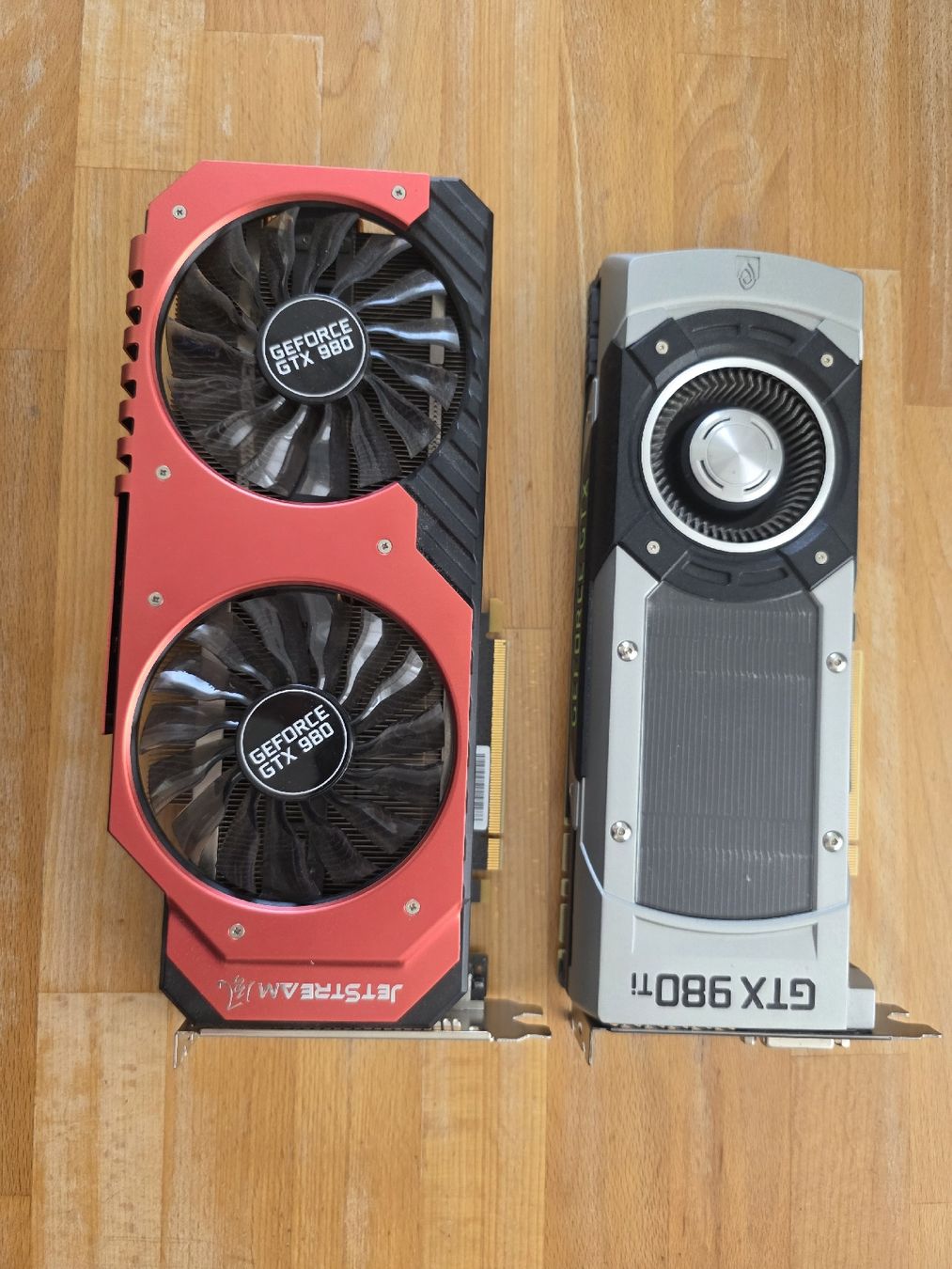 PC: Mainboard mit zwei Grafikkarten – Usato da Stein AR venduto da Marvelgirl2001 3