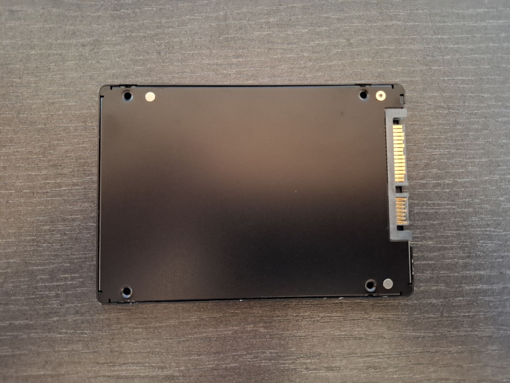 Dischi rigidi: SSD 512GB Micron M600 – Usato da Lüterkofen venduto da DAA33 1