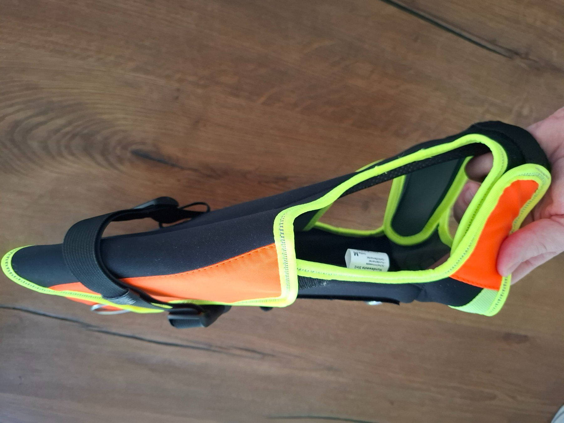 Gilets de sauvetage: Julius-K9, IDC Multifunktionale Hundeschwimmweste, Größe: M – Neuf avec emballage d'origine à Altishofen par Cawake 2