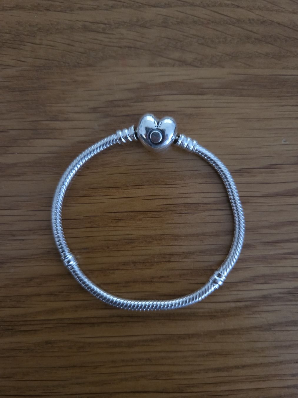 Pandora Armbänder & -reifen: Pandora basic band – Gebraucht aus Möhlin von zille_bs
