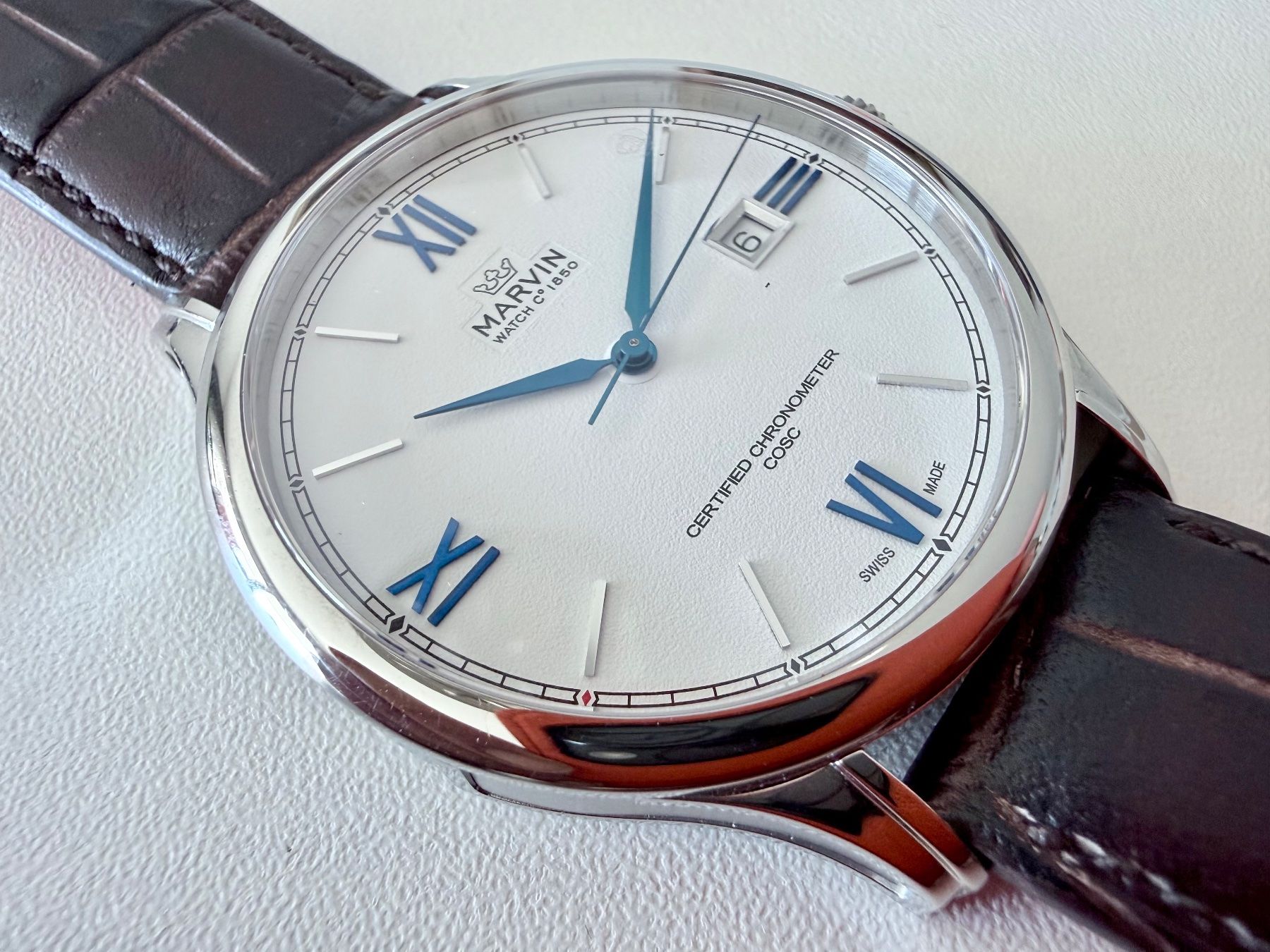 Marvin Orologi: MARVIN Automatic Certified Chronometer, 42mm, Garantie 2ans – Nuovo (secondo la descrizione) da Le Mont-sur-Lausanne venduto da LycaGallery 2