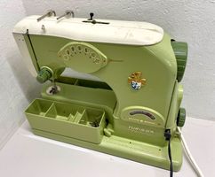 Turissa Fortuna Nähmaschine/vintage 1950er