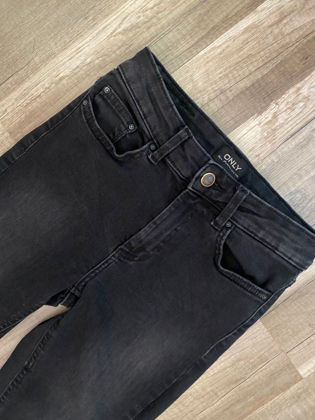 Only Jeans: ONLY Jeans Grösse XS / 30 – Gebraucht aus Allenwinden von Obalu 1