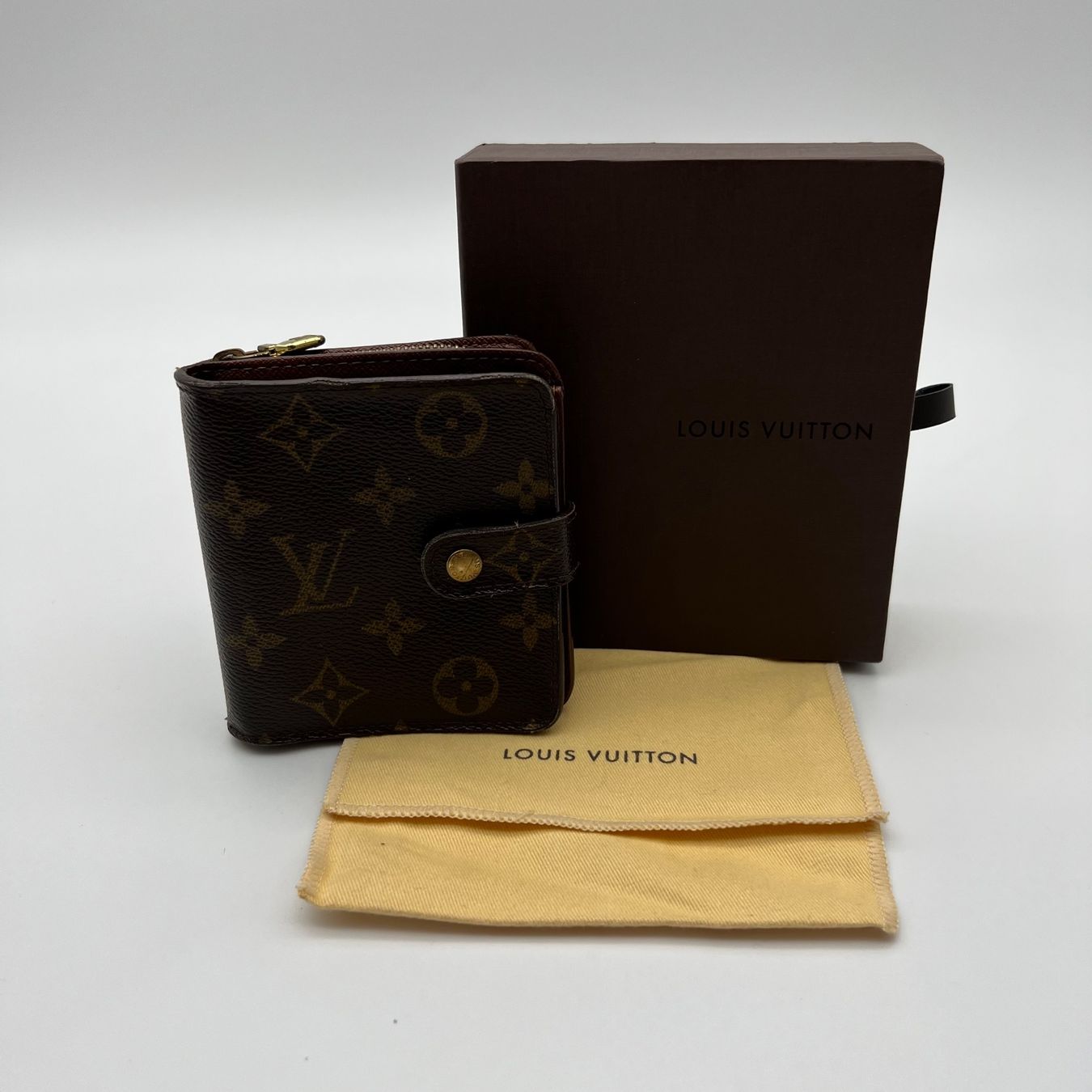 Louis Vuitton Portamonete: Louis Vuitton Portemonnaie Monogram Canvas – Usato da Nebikon venduto da LuxuNow 9