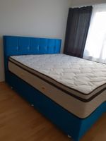 Blaues Boxspringbett ohne Matratze! Abholung in Bern