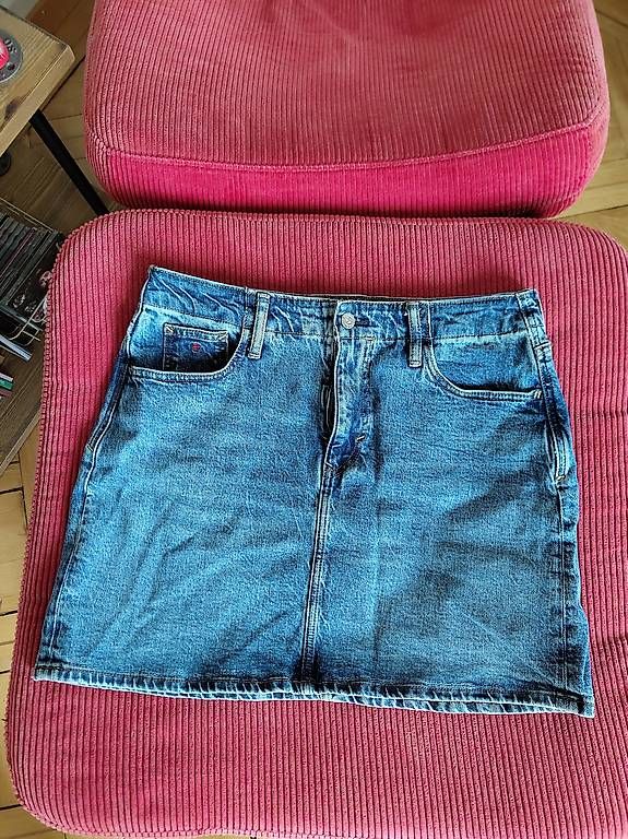 Esprit Gonne: Esprit Mini Rock Jeans M – Nuovo (secondo la descrizione) da St. Gallen venduto da jessparker