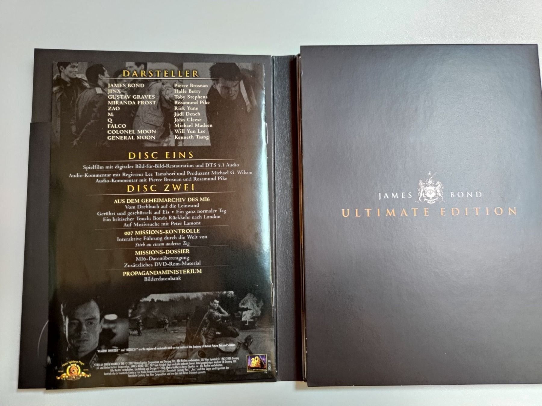 Tutti i DVDs: James Bond - Stirb an einem anderen Tag – Usato da Liestal venduto da Kratzilla 2