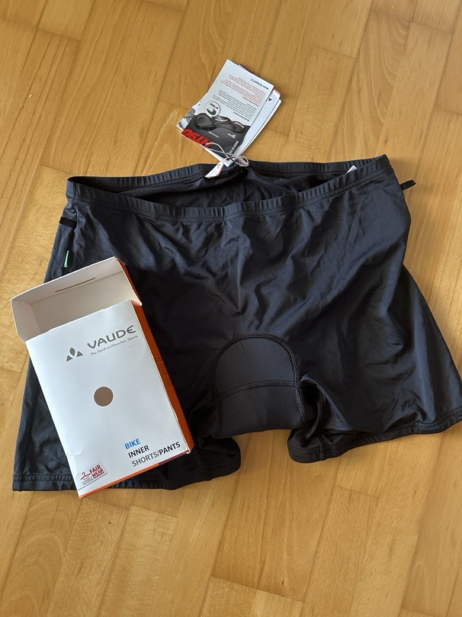 Altra biancheria intima: Vaude Bike-Unterhosen mit Sitzpolster. – Nuovo (secondo la descrizione) da Nänikon venduto da Amerika73
