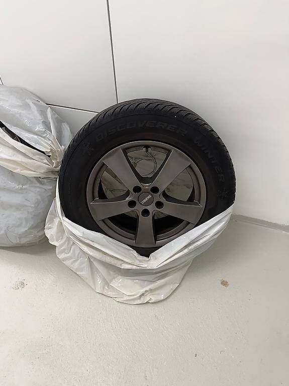 Pneumatici & Ruote complete: Winterräder mit Alufelgen 4x – Usato da Stallikon venduto da MariJ4 1