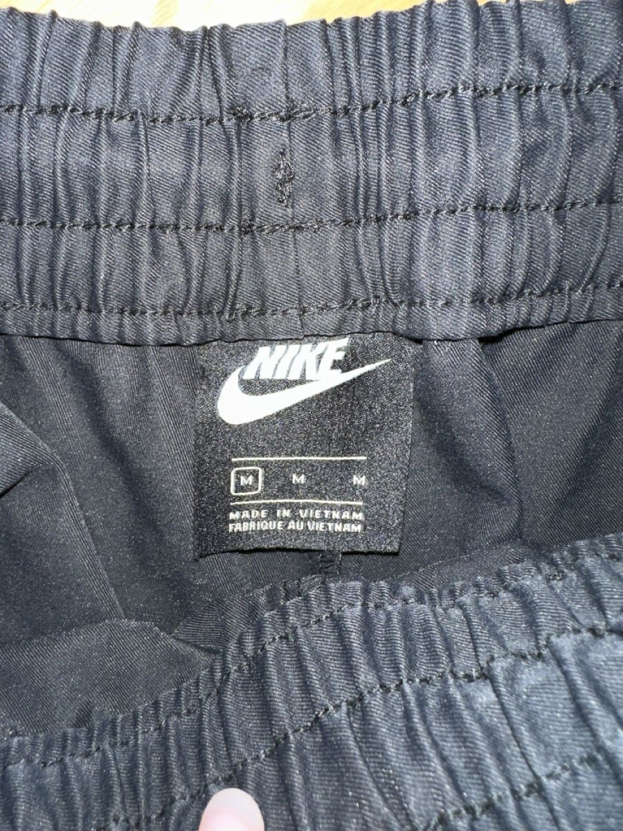 Nike Pantaloni: nike hose (M) – Usato da Freidorf TG venduto da driftingforthrifting 2
