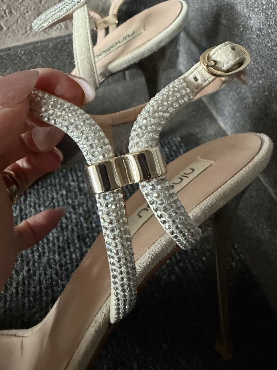 Scarpe da donna: Ninalilou Sandalen 39 – Usato da Staufen venduto da Elina08 2