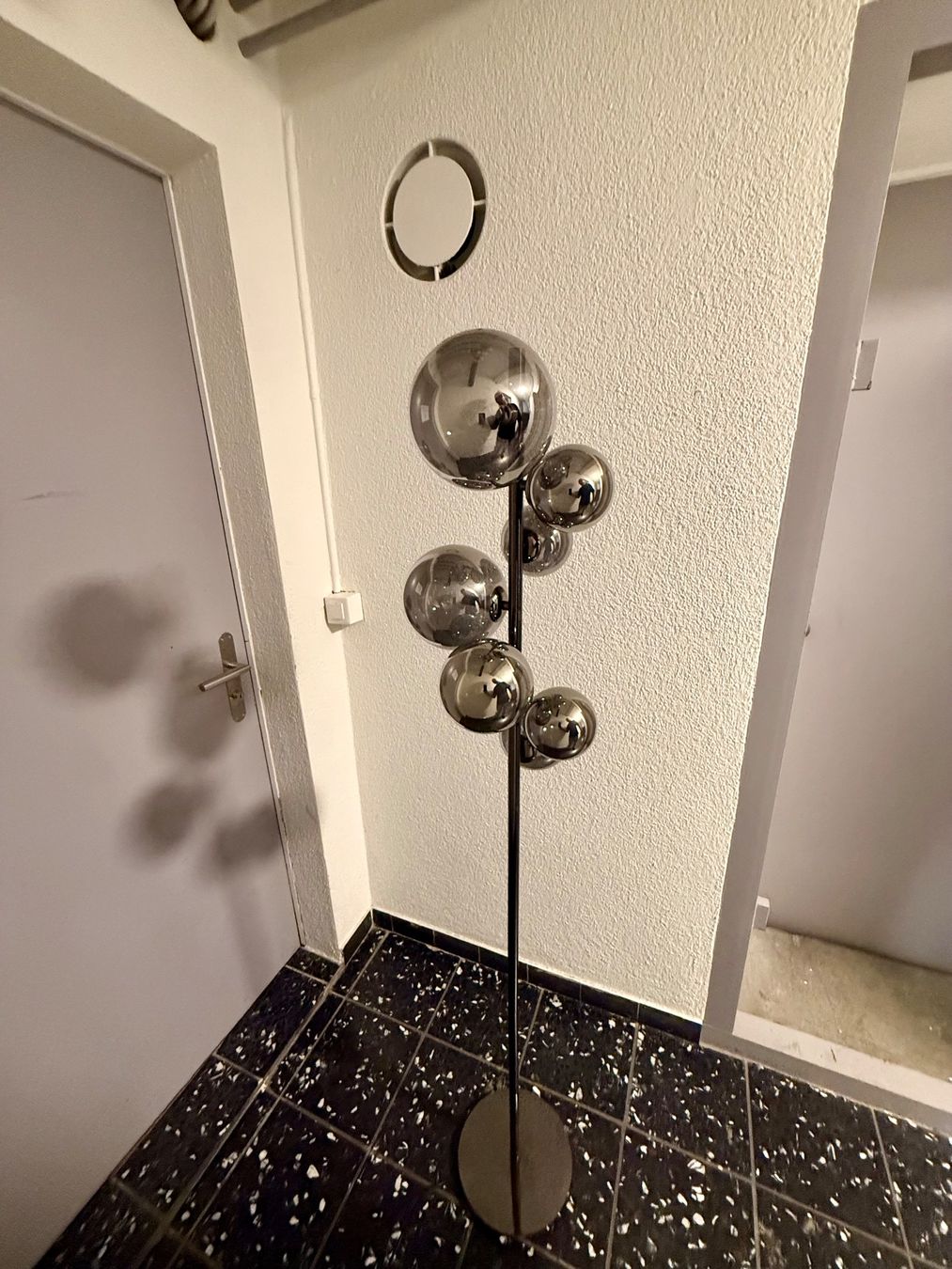 Lampade: Schöne Desinger Stehlampe Marke Wofi – Usato da Solothurn venduto da sam_2rch 1