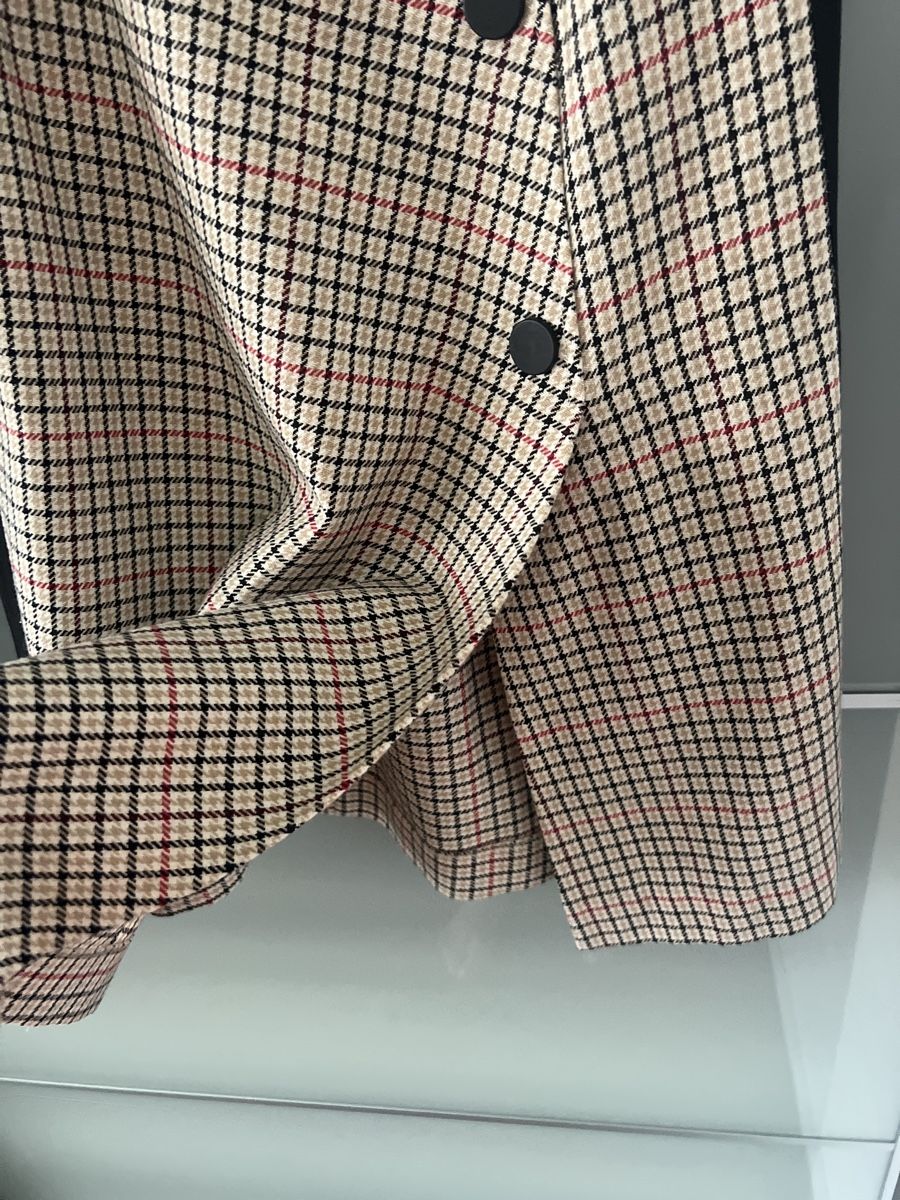 Maje Gonne: Maje Skirt with Button Detail, Size 38/ S – Usato da Zürich venduto da tan_8nxr 2