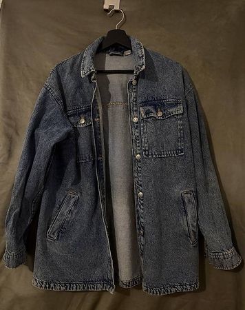 Klassische Oversized Jeansjacke / Denim Hemdjacke