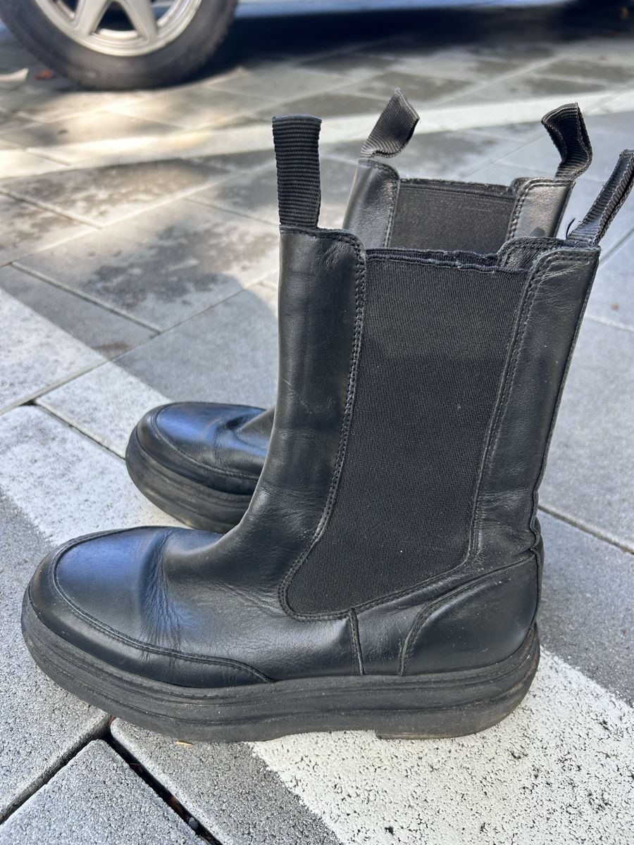 Scarpe da donna: Stiefel Schwarz – Usato da Zürich venduto da Ceraus 2