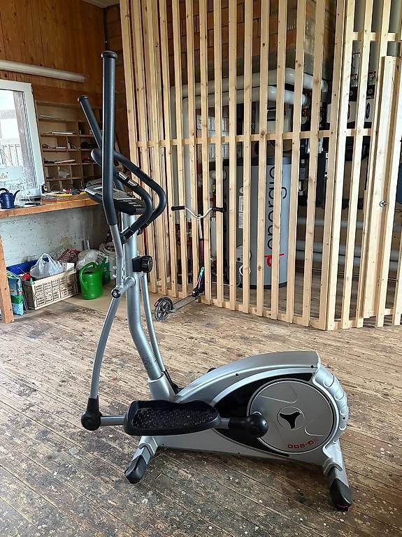 Hometrainer: Guter Crosstrainer – Usato da Rapperswil BE venduto da nigossa 2