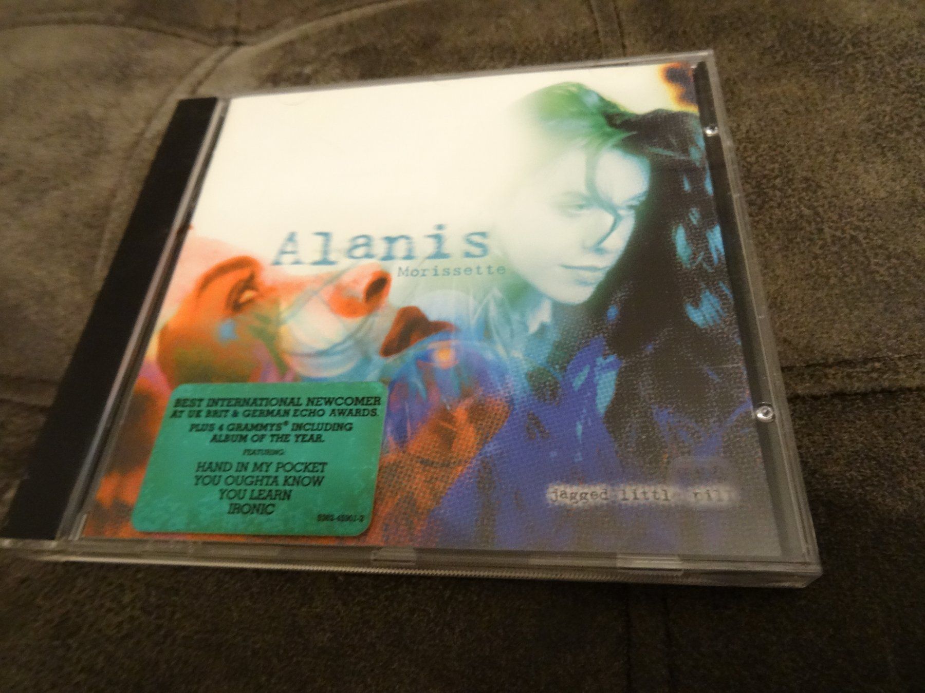 CD: Alanis Morissette - Jagged little pill  CD – Usato da Olten venduto da Disc-Ausverkauf
