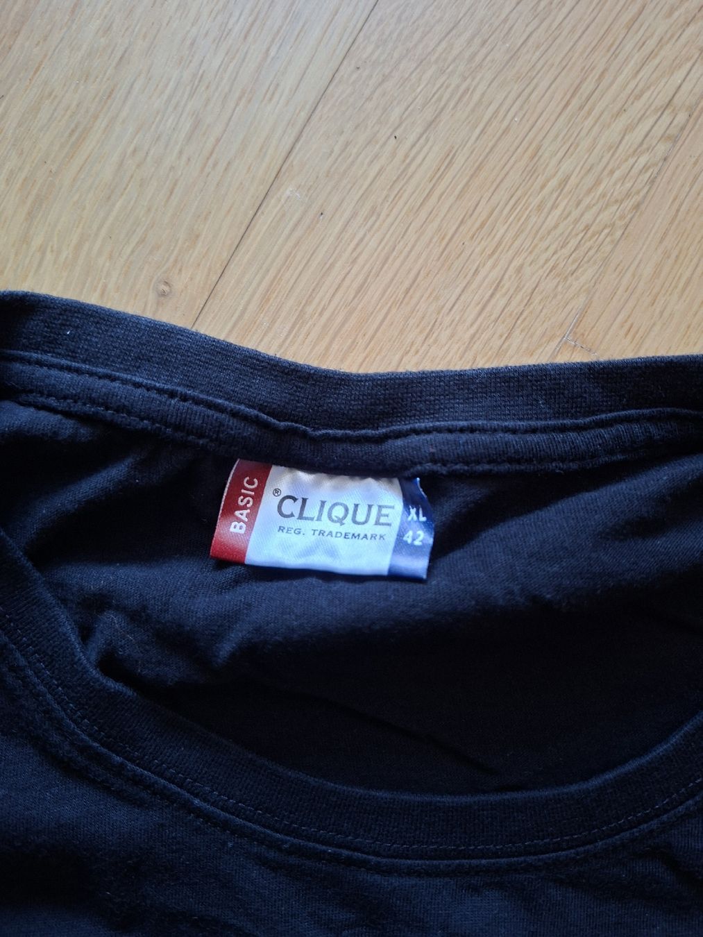 T-Shirts: Tshirt Ducati Monster Grösse 42 – Gebraucht aus Lyss von Infinia 1