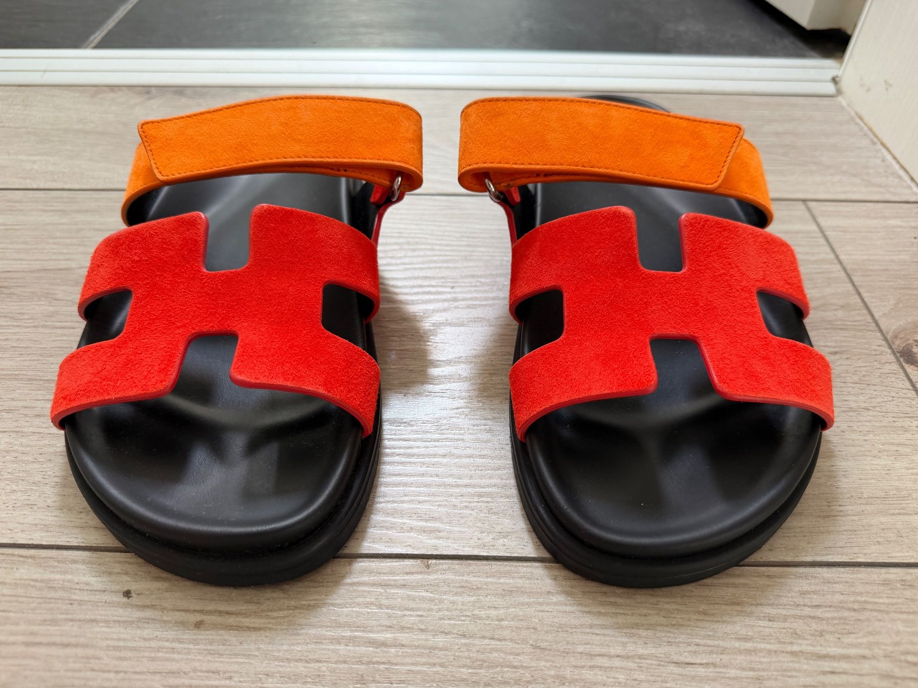 Hermès Chaussures femmes: Hermes Chypre Sandalen – D'occasion à Rodersdorf par Gordongeko 1