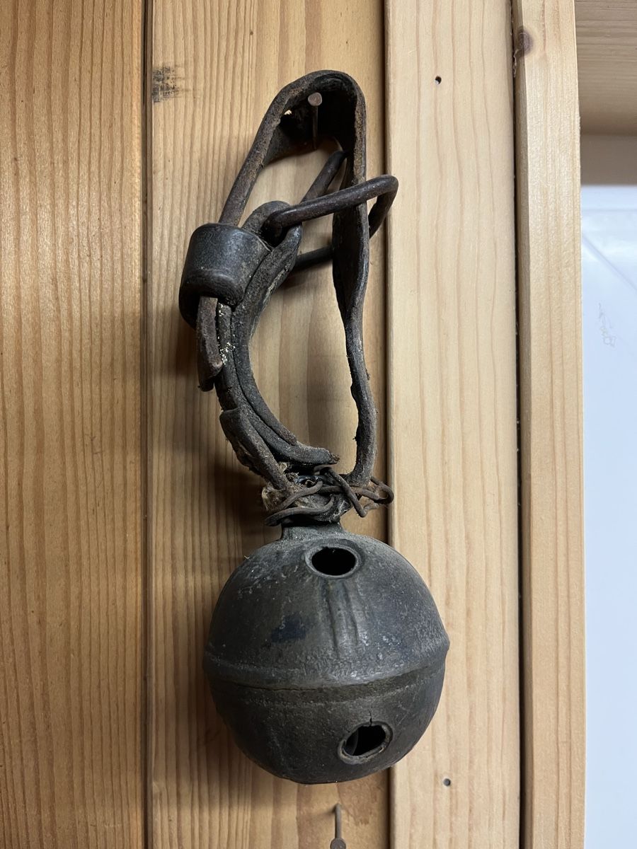 Campanacci mucche: Antike Rollglocke „Pferderölle“ ca. 1880-1930 – Usato da Burgdorf venduto da gab_bf55