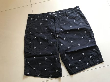 Kurze Hose gr. 46 / Porto fr. 3.-
