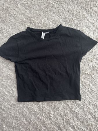Schwarzes H&M Divided T-Shirt, Gr. S 