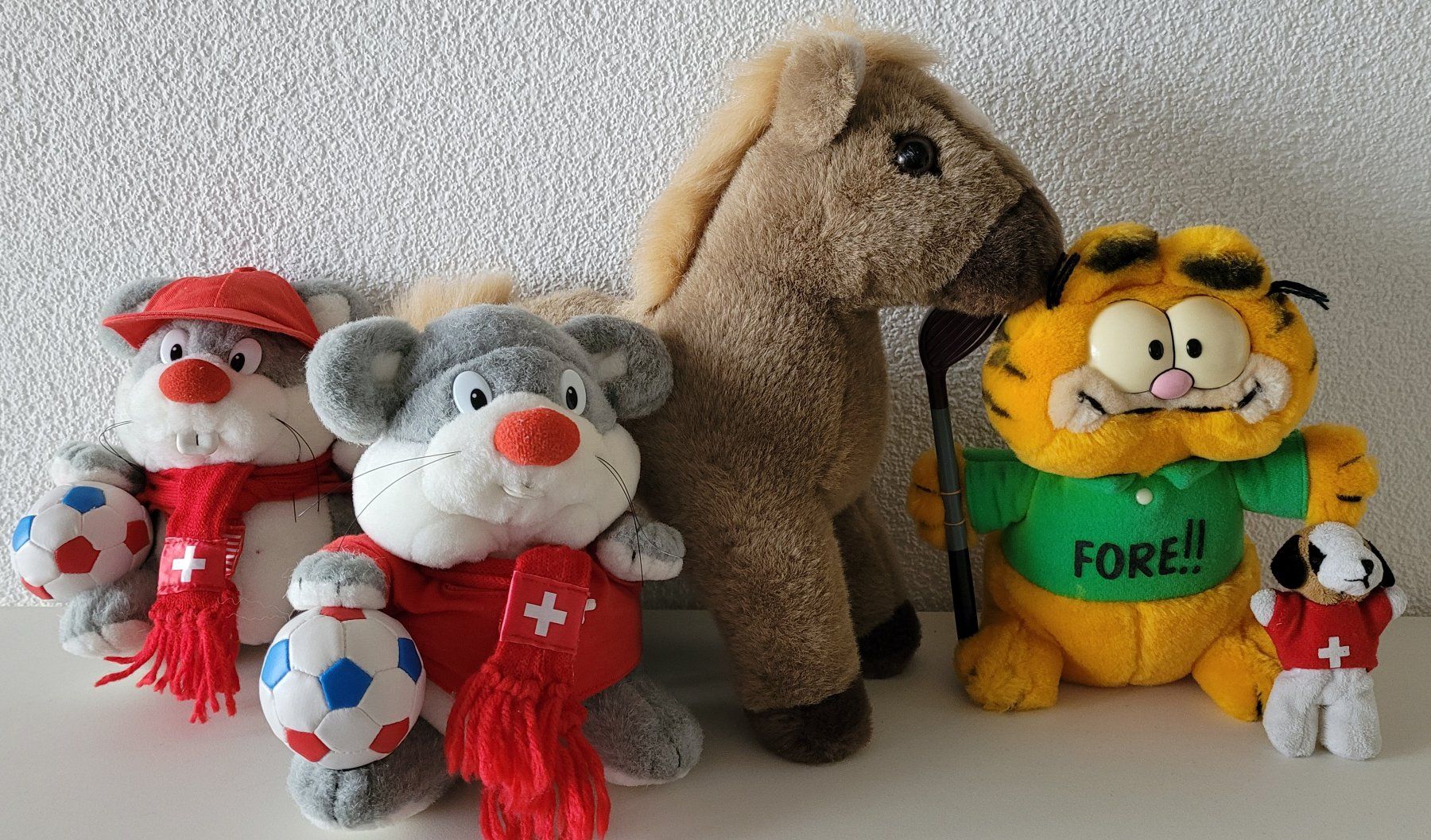 Puppen: Die sportlichen Kuscheltiere – Gebraucht aus Oberuzwil von rtr_wp6m