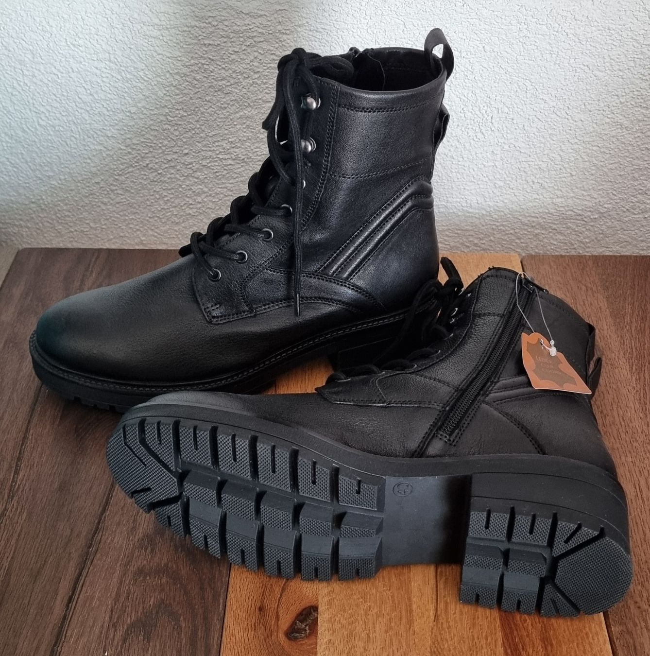 Scarpe da donna: Stiefeletten schwarz, Gr.40 – Nuovo e nell'imballaggio originale da Frauenfeld venduto da Bleeddragon