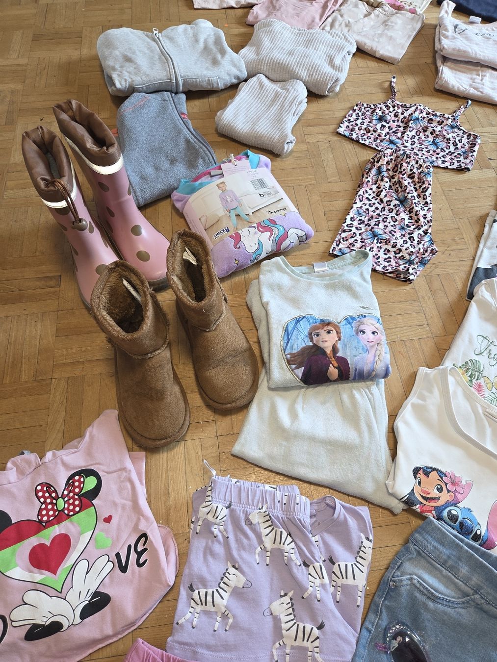 Ensembles coordonnés: grosse kleiderpackung  – D'occasion à uster par tan_vy9b 6