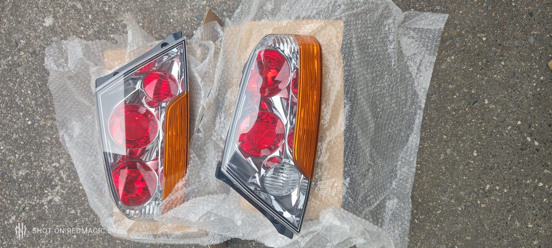 Mitsubishi Tutti pezzi di ricambio auto: Mitsubishi Lancer Evo 8 Bremse lamp original – Nuovo e nell'imballaggio originale da Kirchleerau venduto da Laurentino_Almeida