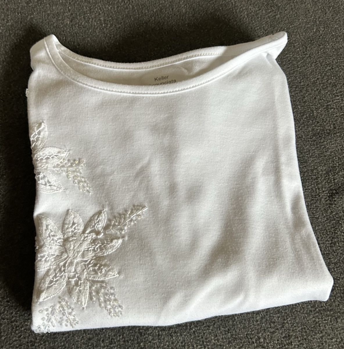 T-shirt: T-Shirt weiss Grösse ca. 44 – Usato da Lengnau AG venduto da Mefari 1