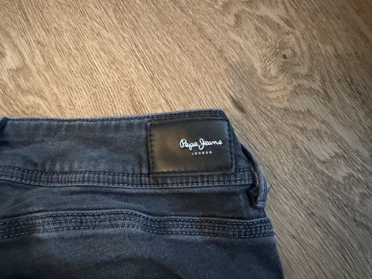 Pepe Jeans Jeans: Pepe Jeans  – D'occasion à Bettlach par Valgoy 2