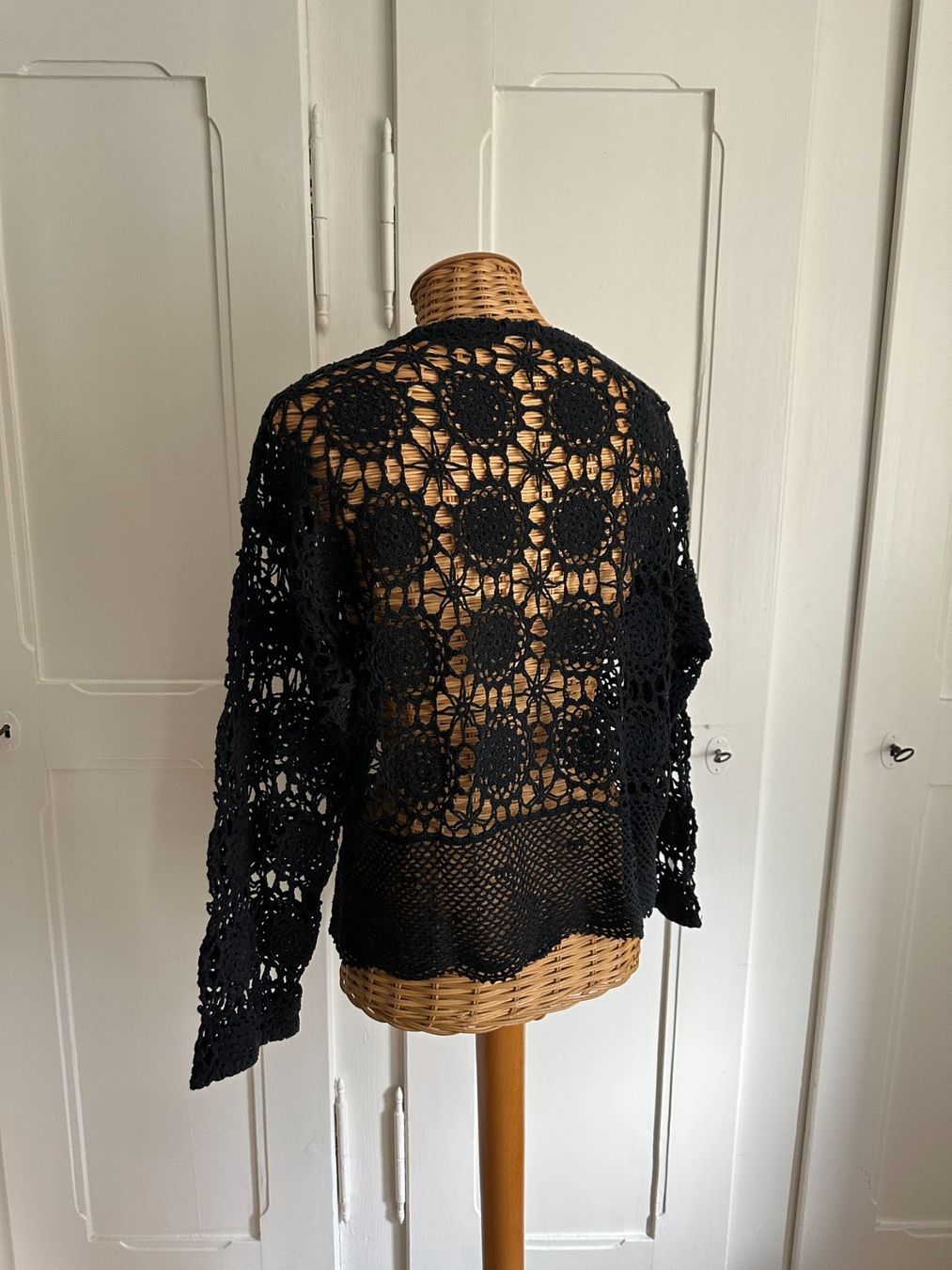 Maglioni & Felpe: Hippie Grobstrick Pullover schwarz - M – Usato da Zürich venduto da Diazaio 2